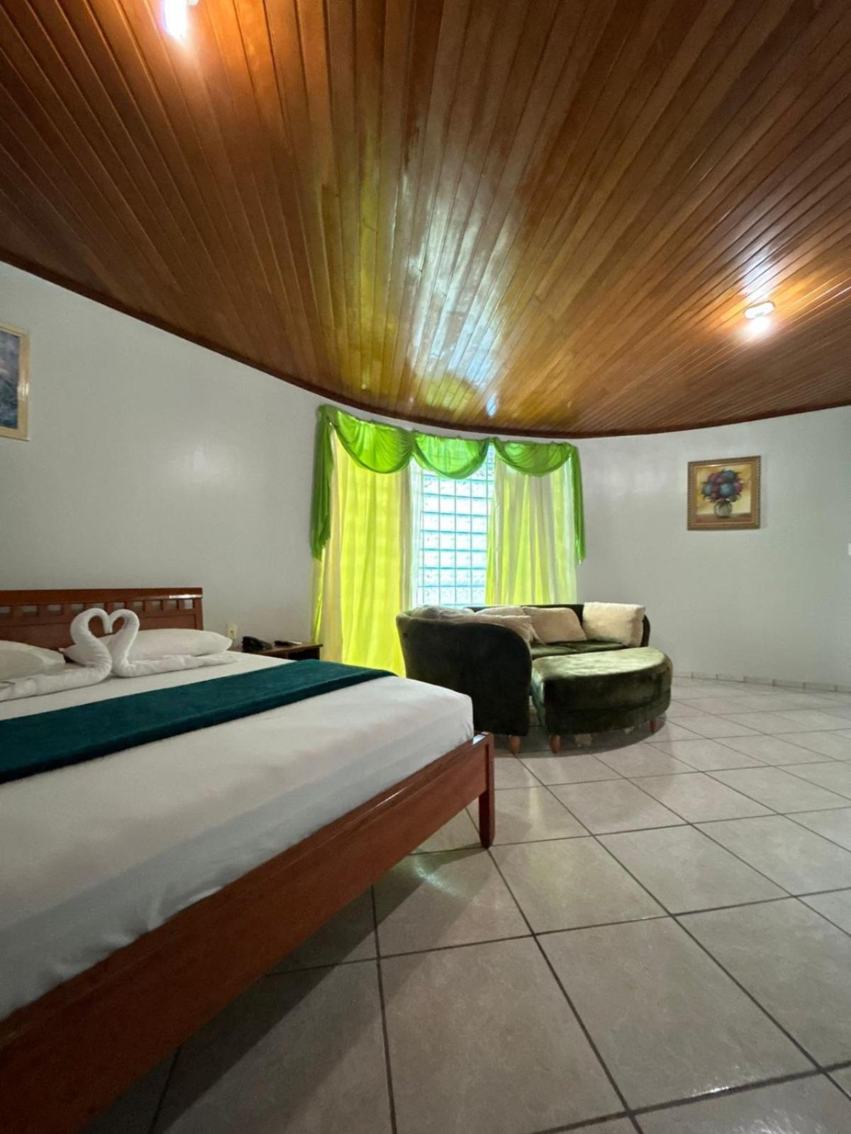 Swamy Hotel Cruzeiro do Sul  Bilik gambar